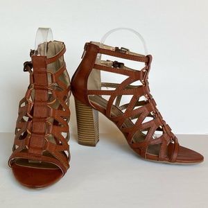 🍂🍁Caramel Brown Cloud Walkers Stella Sandals Women Size 7 Wide